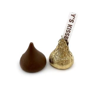 Creamy Milk Chocolate Kisses gold